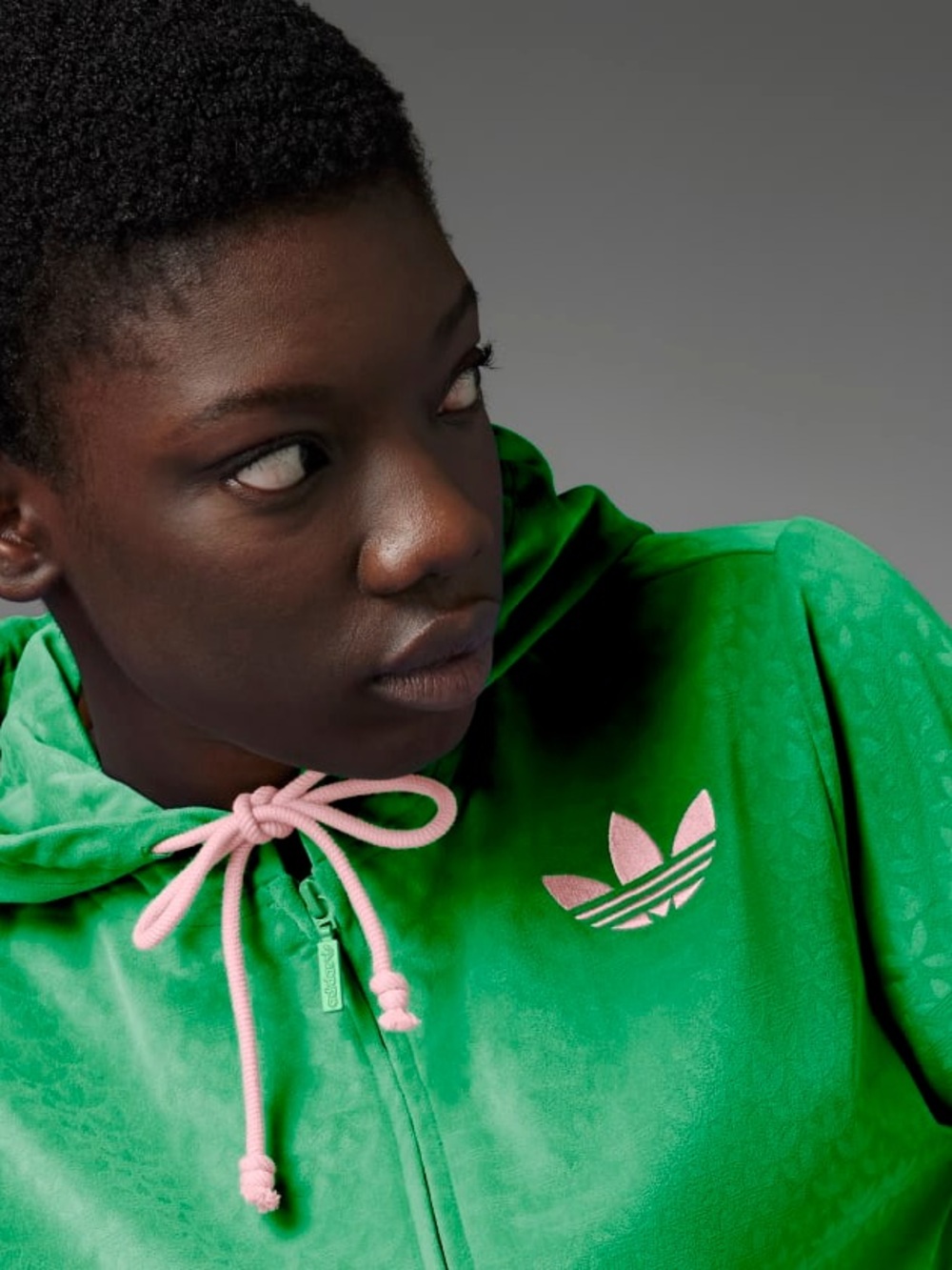 Adidas ADICOLOR HERITAGE NOW VELOUR ZIP HOODIE - Picture 3 of 12